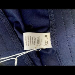 Figs scrubs size small (navy blue)
